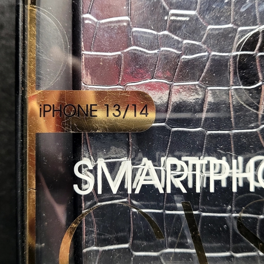 Rachel Zoe Metallic Silver Crocodile iPhone Case for iPhone 13/14 - Picture 3 of 3